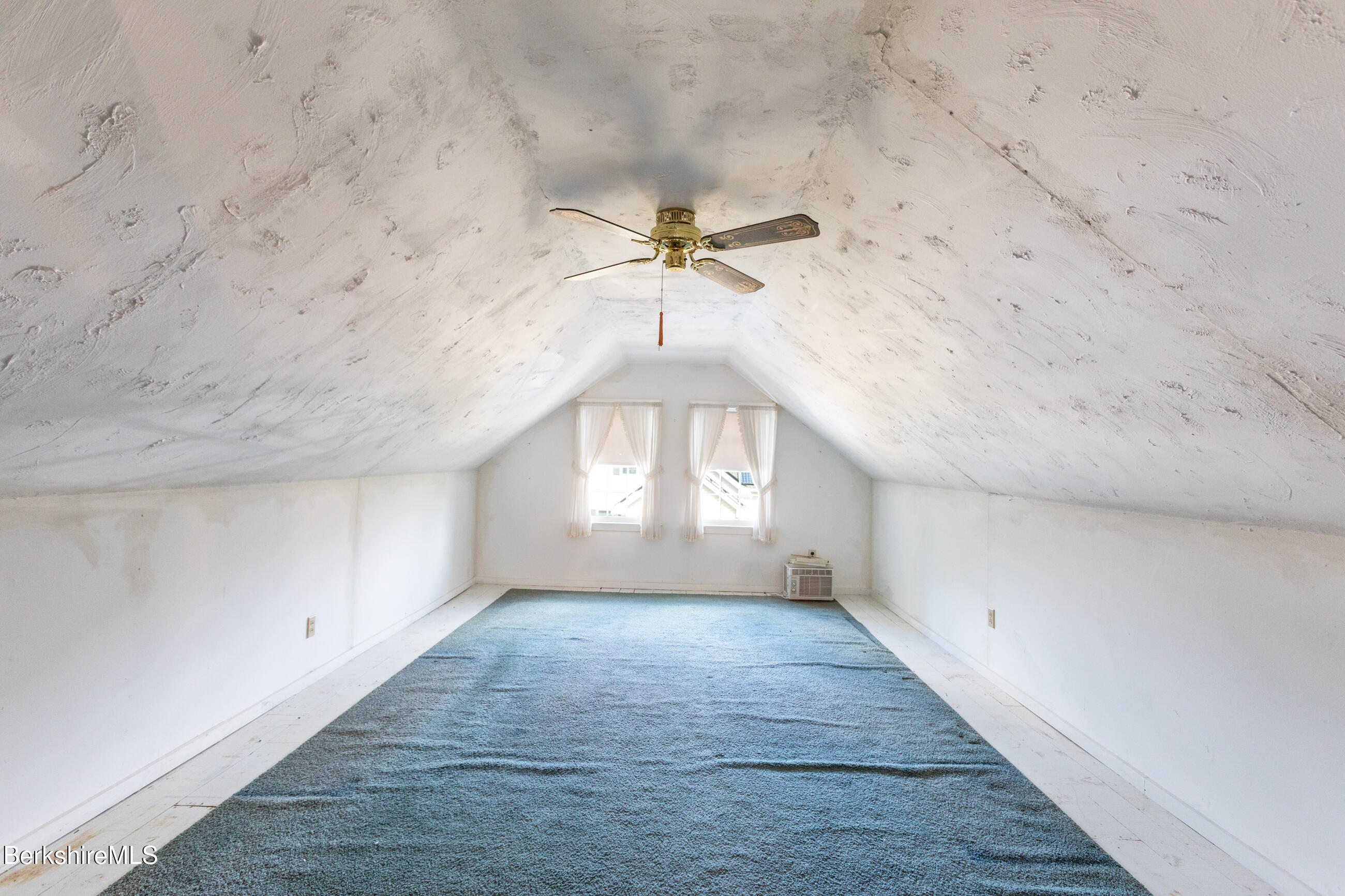 156 East New Lenox Road Pittsfield, MA 01201 - Photo 31 of 41 Unfinished 2nd Floor