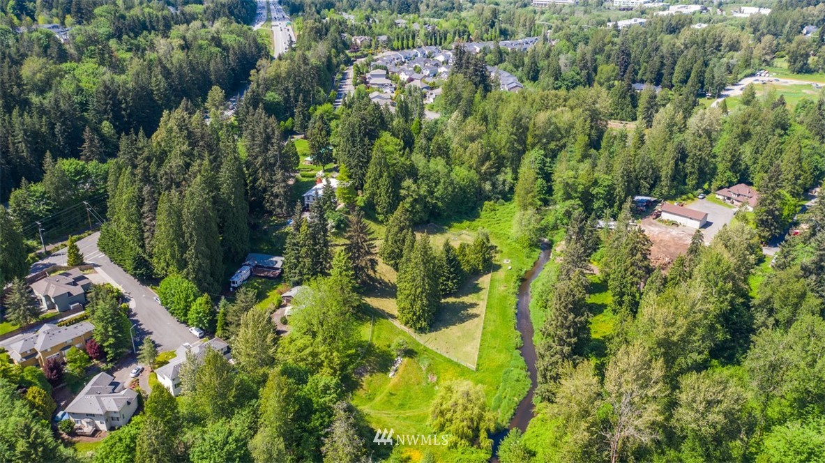23525 27th Avenue Southeast Bothell, WA 98021 - Photo 35 of 40 a view of a garden