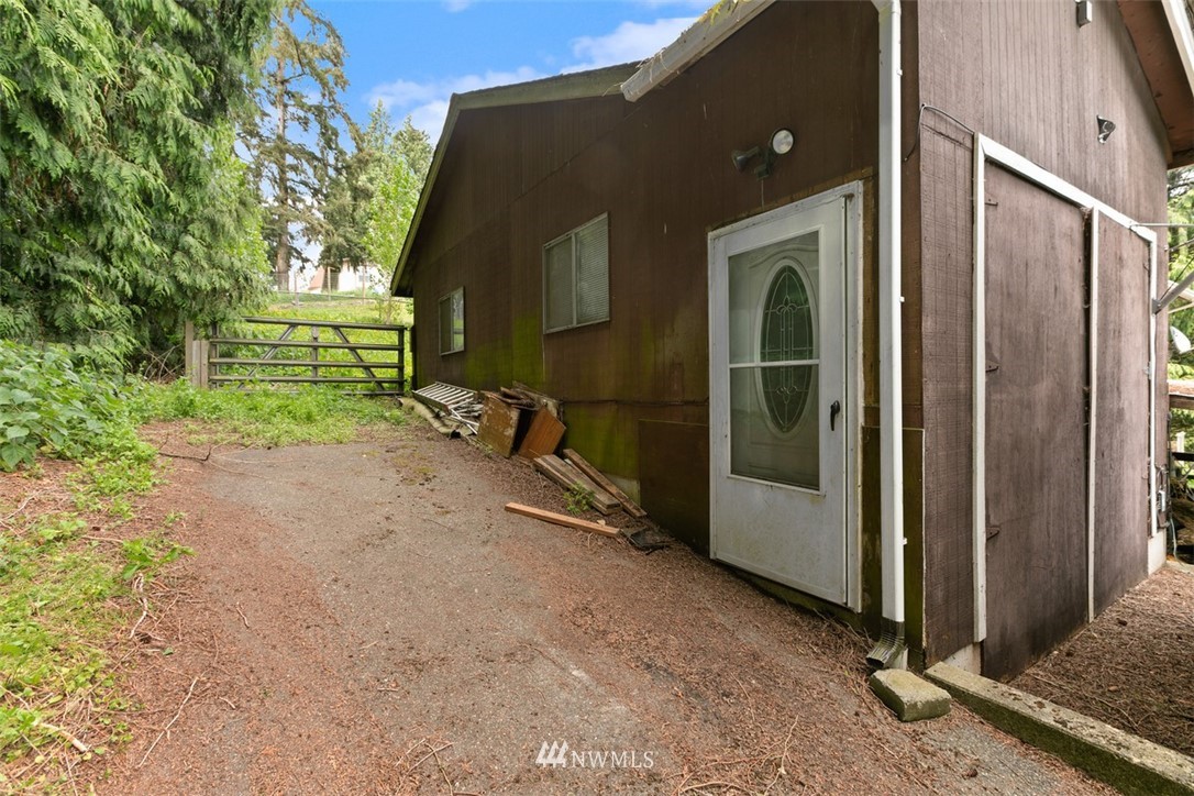23525 27th Avenue Southeast Bothell, WA 98021 - Photo 38 of 40 a view of a house with a yard