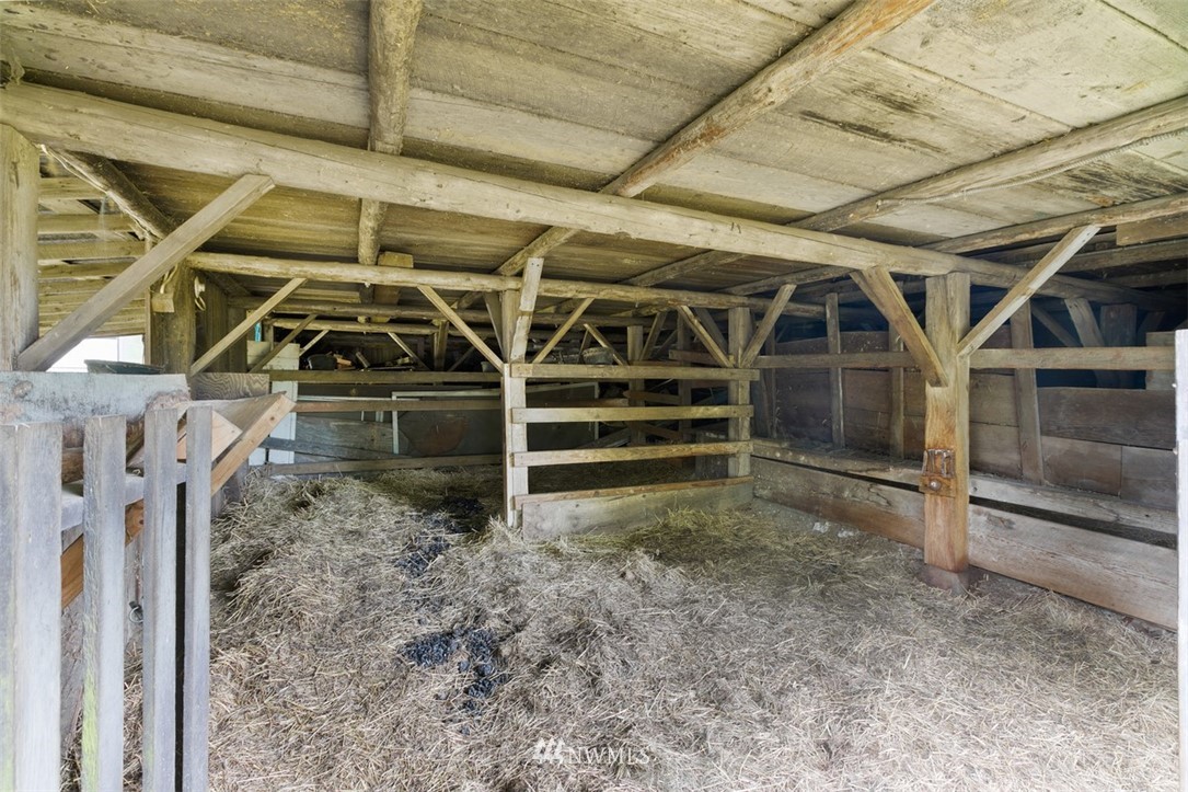 23525 27th Avenue Southeast Bothell, WA 98021 - Photo 40 of 40 a view of a garage room