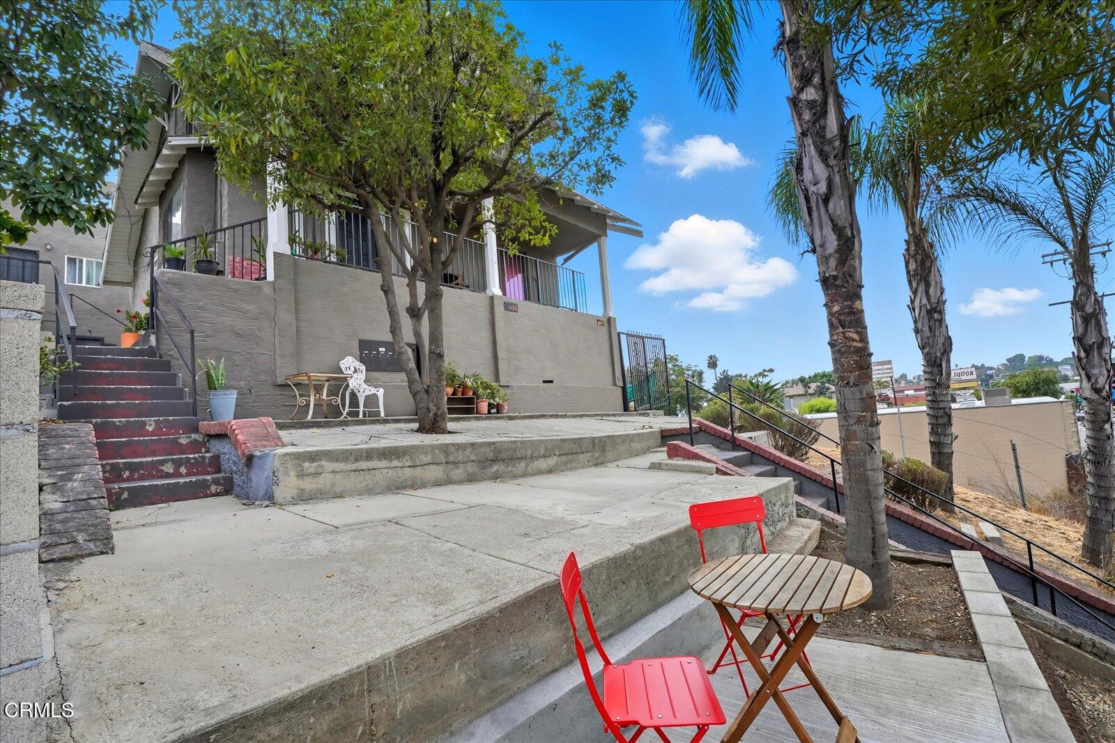 1488 Sunset Boulevard, Unit 1/4 Los Angeles, CA 90026 - Photo 28 of 30 a view of outdoor space and patio