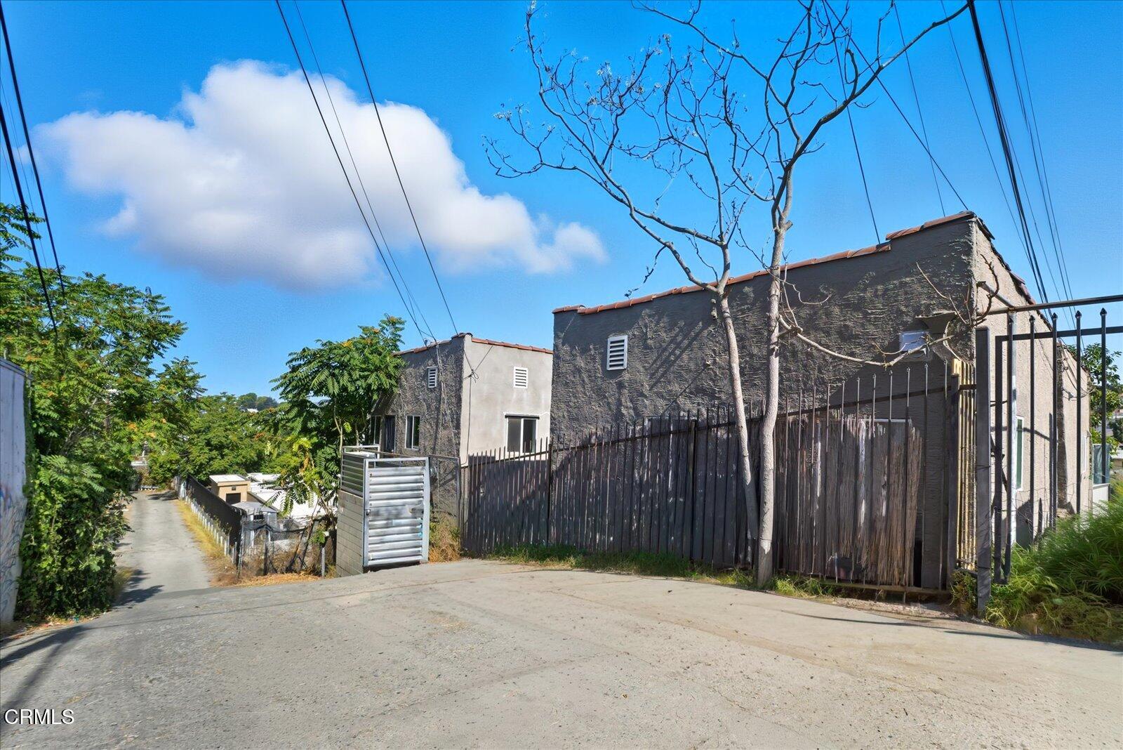 1488 Sunset Boulevard, Unit 1/4 Los Angeles, CA 90026 - Photo 29 of 30