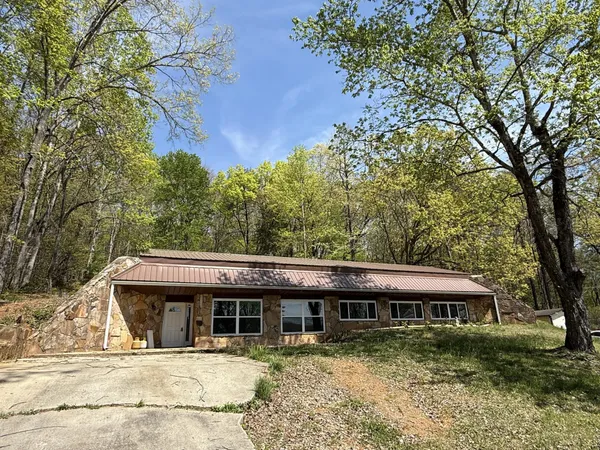 $269,900 | 522 College Grove Road, Rockwood, TN 37854