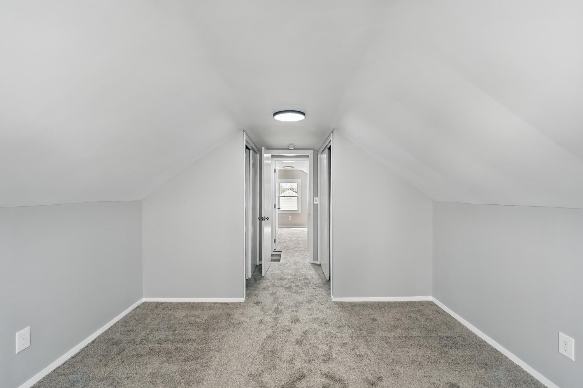 910 West 1st Street Springfield, OH 45504 - Photo 1 of 43 Gallery Image 1