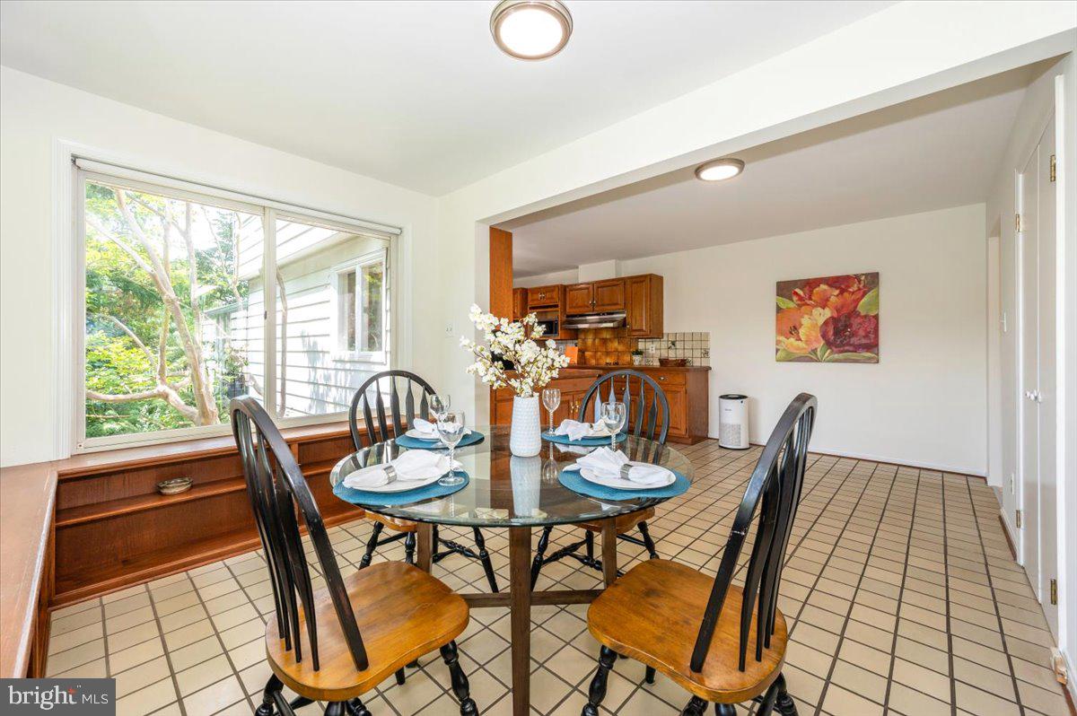 302 Notley Court Silver Spring, MD 20905 - Photo 15 of 42