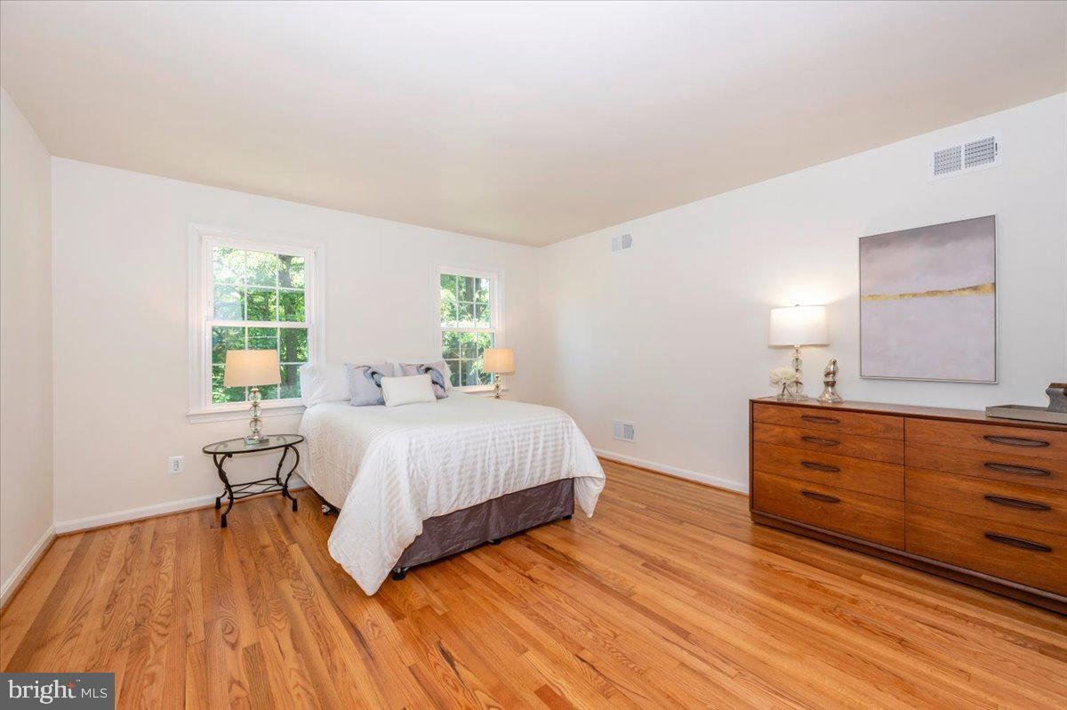 302 Notley Court Silver Spring, MD 20905 - Photo 20 of 42