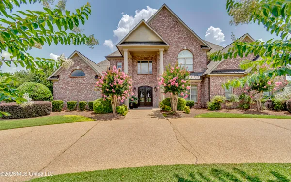 $1,200,000 | 107 Carlton Boulevard, Ridgeland, MS 39157
