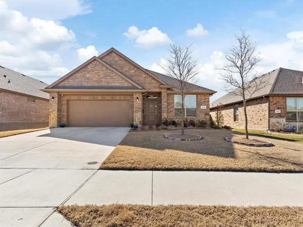 $2,395 | 144 Wagon Mound Drive, Waxahachie, TX 75167
