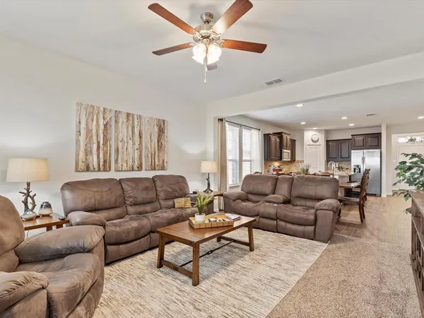 $2,395 | 144 Wagon Mound Drive, Waxahachie, TX 75167