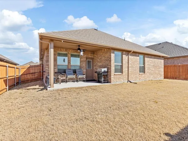 $2,395 | 144 Wagon Mound Drive, Waxahachie, TX 75167