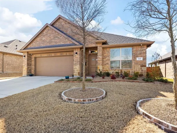 $2,395 | 144 Wagon Mound Drive, Waxahachie, TX 75167