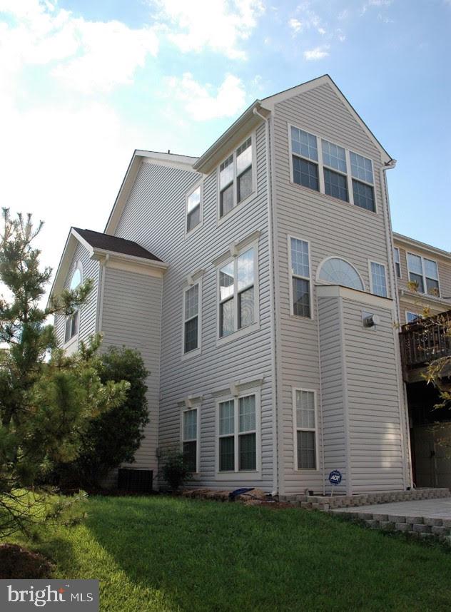 44042 Rising Sun Terrace Ashburn, VA 20147 - Photo 29 of 47 Gallery Image 29