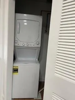 a close up view of washer and dryer