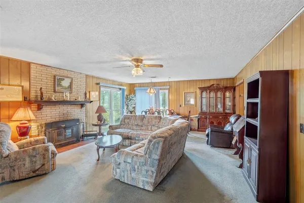 $395,000 | 401 Kingrey Cemetery Road, Ragley, LA 70657