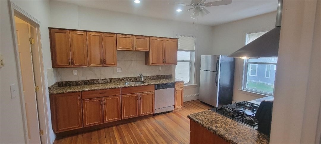 414 Centre Street, Unit 2 Boston, MA 02130 - Photo 6 of 12