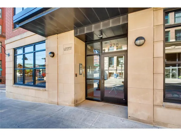 $349,900 | 270 4th Street East, Unit 402, St. Paul, MN 55101