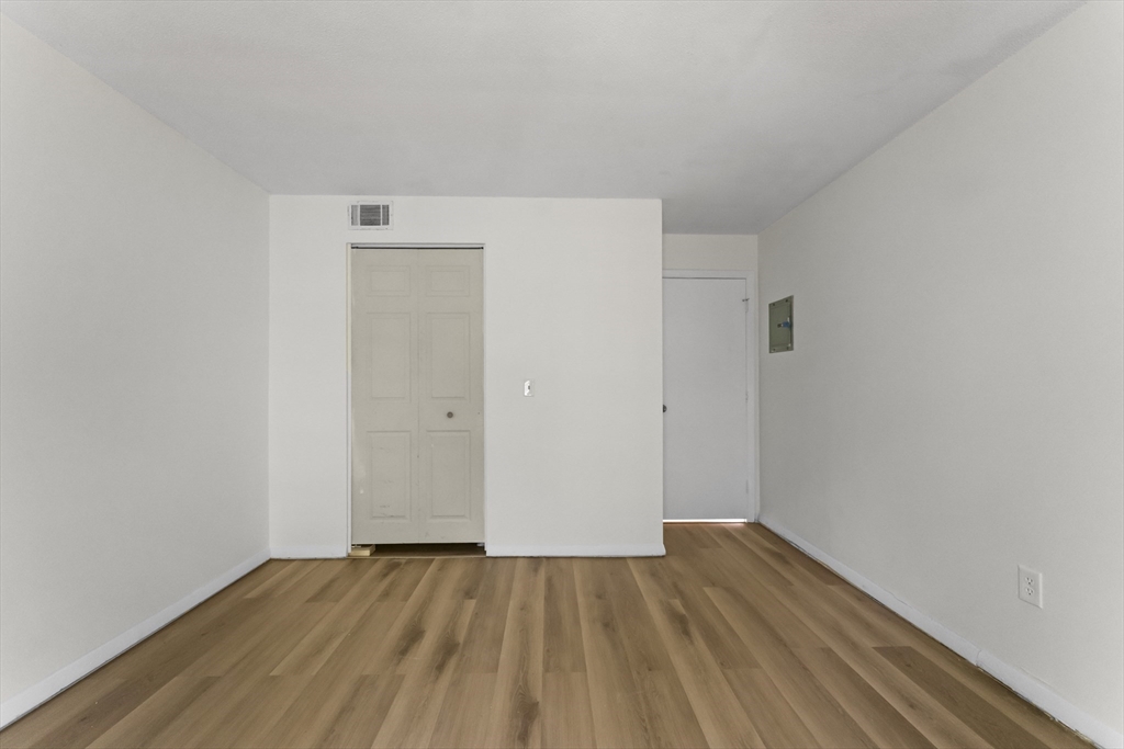 7 Shadowbrook Lane, Unit 34 Milford, MA 01757 - Photo 11 of 19
