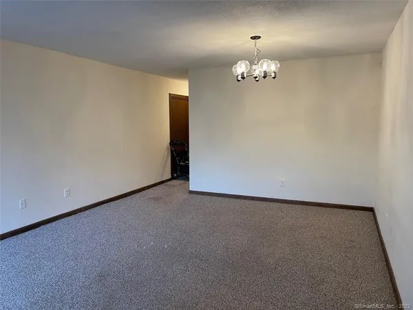 $1,950 | 787 Farmington Avenue, Unit 1D, West Hartford, CT 06119