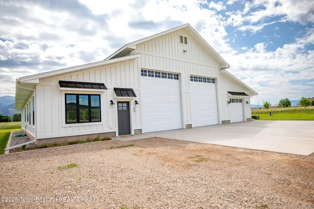 $810,000 | 65 Bar 45 Trail, Afton, WY 83110