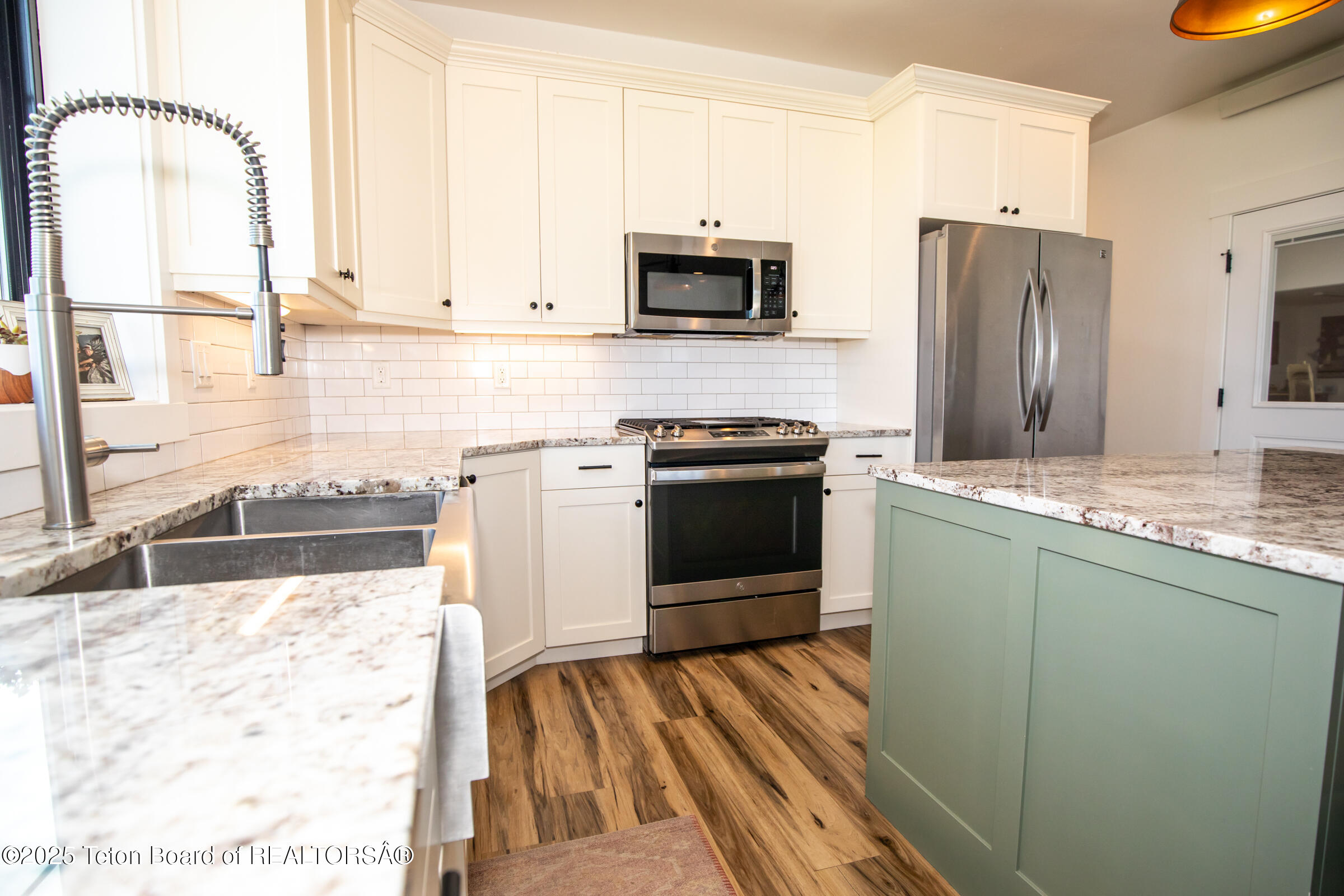 65 Bar 45 Trail Afton, WY 83110 - Photo 13 of 47 Kitchen 3