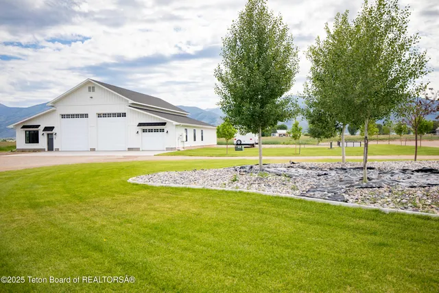 $810,000 | 65 Bar 45 Trail, Afton, WY 83110
