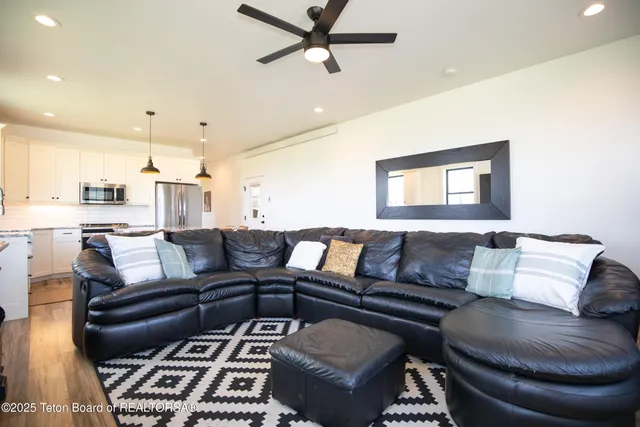 $810,000 | 65 Bar 45 Trail, Afton, WY 83110