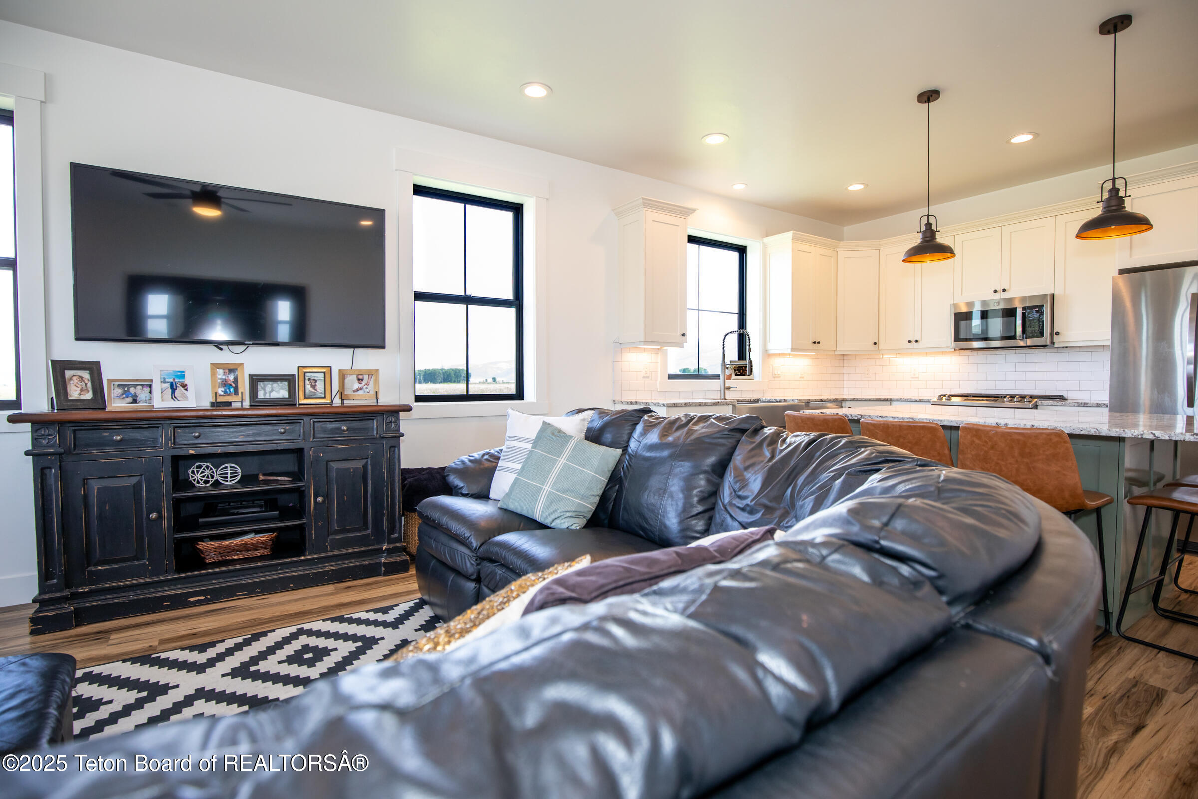 65 Bar 45 Trail Afton, WY 83110 - Photo 10 of 47 Living 4