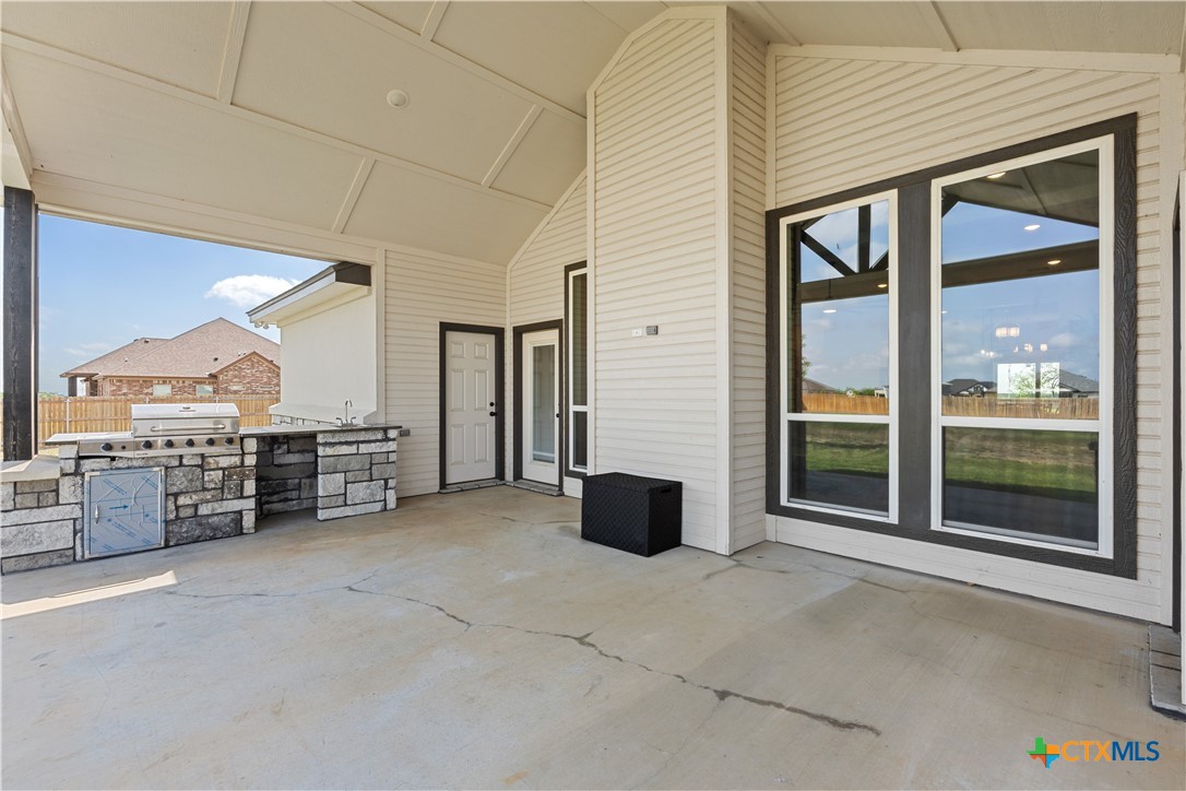 942 Inka Road Salado, TX 76571 - Photo 35 of 46 a view of an empty room with a balcony