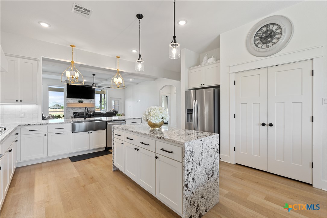 942 Inka Road Salado, TX 76571 - Photo 8 of 46