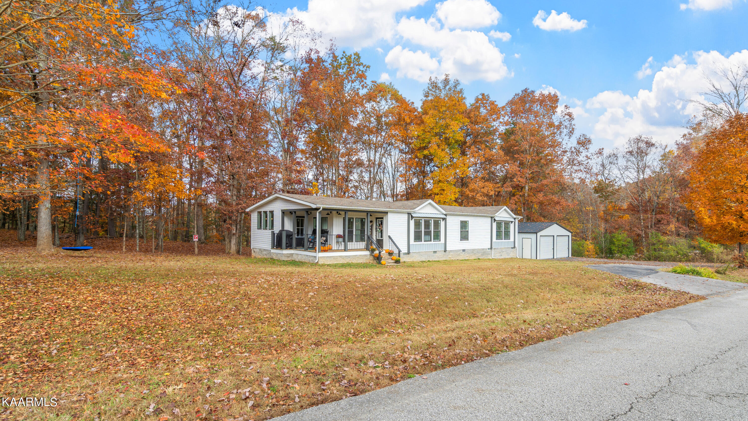 457 High Point Orchard Road Kingston, TN 37763 - Photo 2 of 42 457 High Point Orchard Rd-47