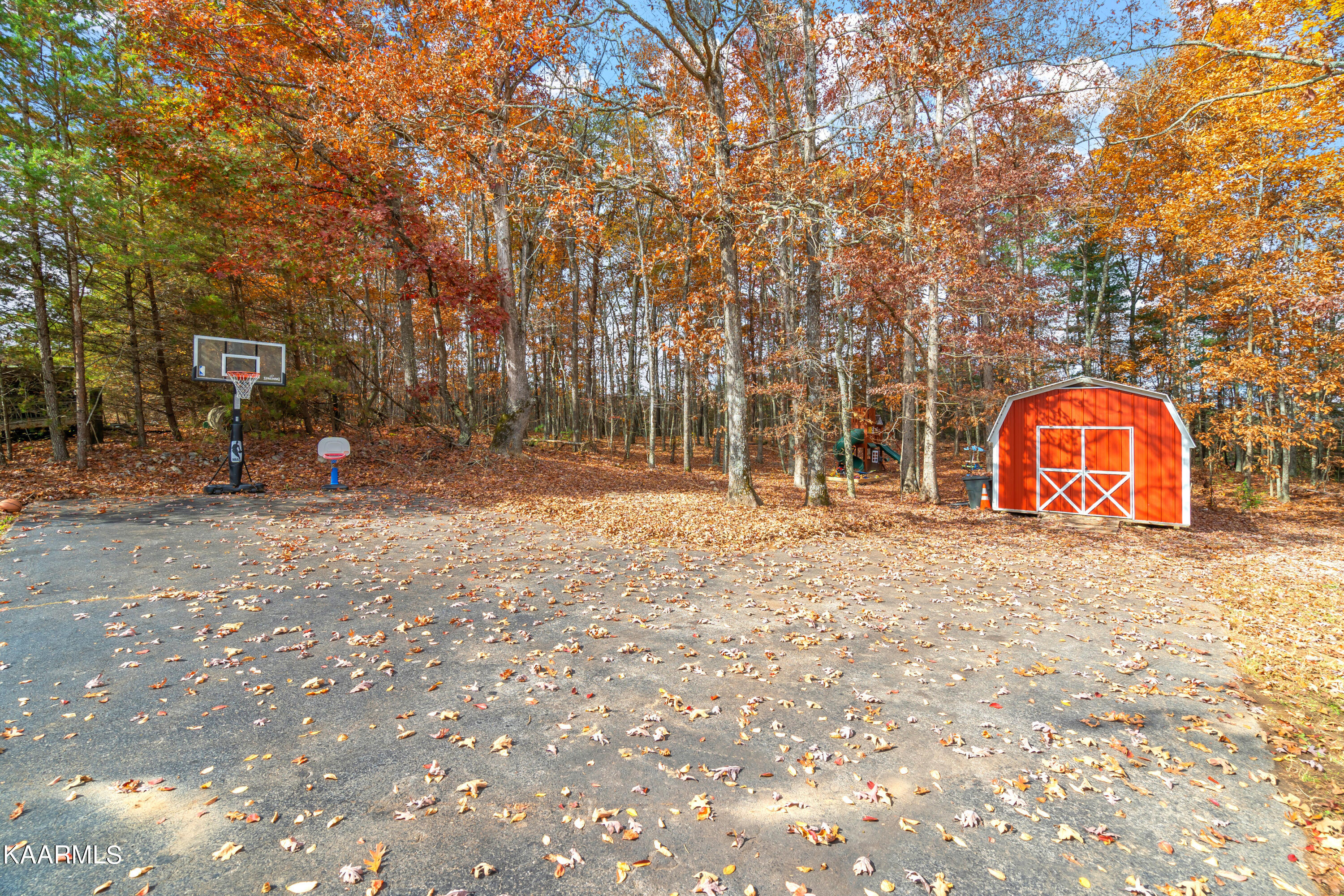 457 High Point Orchard Road Kingston, TN 37763 - Photo 3 of 42 457 High Point Orchard Rd-36