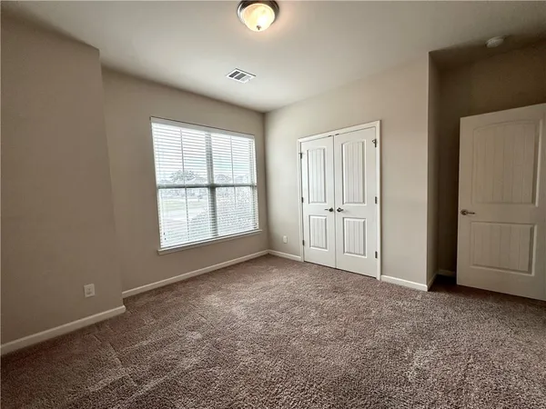 $2,300 | 16945 River Park Drive, Covington, LA 70435