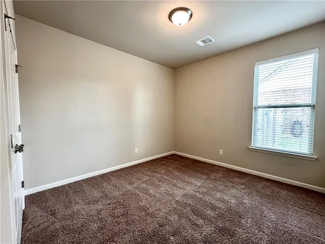 $2,400 | 16945 River Park Drive, Covington, LA 70435