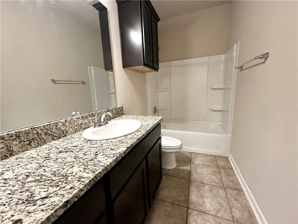 $2,300 | 16945 River Park Drive, Covington, LA 70435