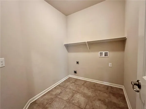 $2,300 | 16945 River Park Drive, Covington, LA 70435