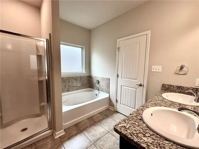 $2,400 | 16945 River Park Drive, Covington, LA 70435