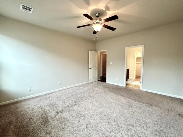 $2,300 | 16945 River Park Drive, Covington, LA 70435