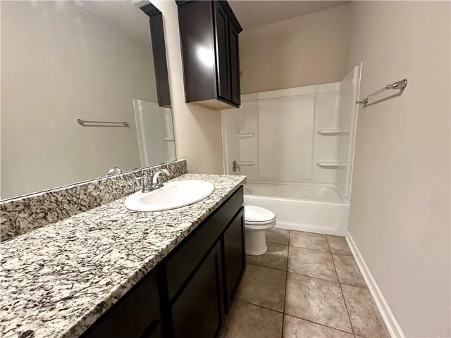 $2,400 | 16945 River Park Drive, Covington, LA 70435