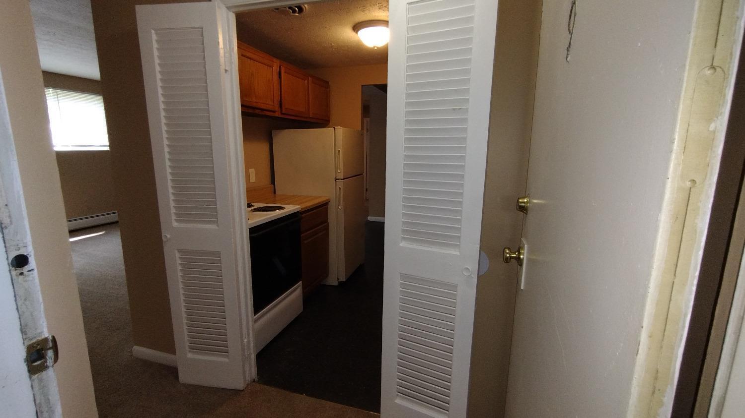 6254 Daly Road, Unit 9 Cincinnati, OH 45224 - Photo 4 of 18