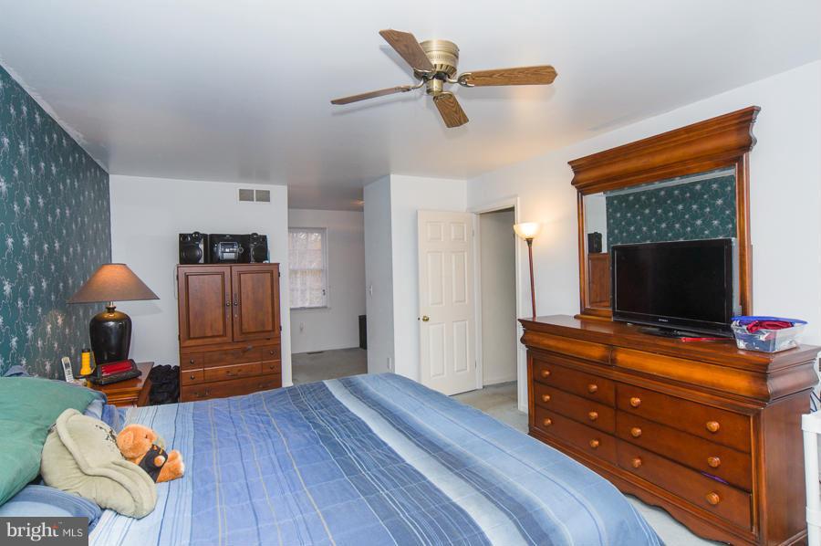 4201 Holbrook Road Randallstown, MD 21133 - Photo 11 of 30 Bedroom (Master)