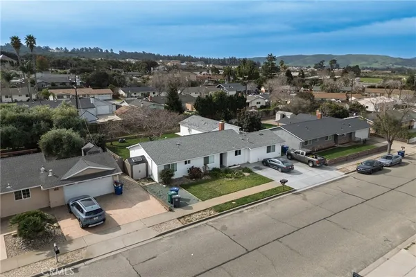 $1,199,999 | 1172 East Rice Ranch Road, Unit 101 102, Santa Maria, CA 93455