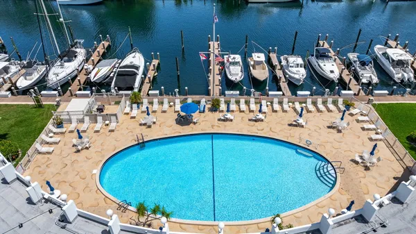 $2,400 | 2731 Northeast 14th Street Causeway, Unit 702, Pompano Beach, FL 33062