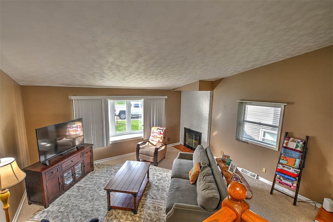4128 North Sunderland Drive Decatur, IL 62526 - Photo 24 of 28 Gallery Image 24