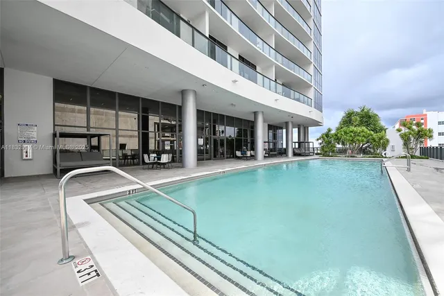 $590,000 | 1600 Northeast 1st Avenue, Unit 2308, Miami, FL 33132