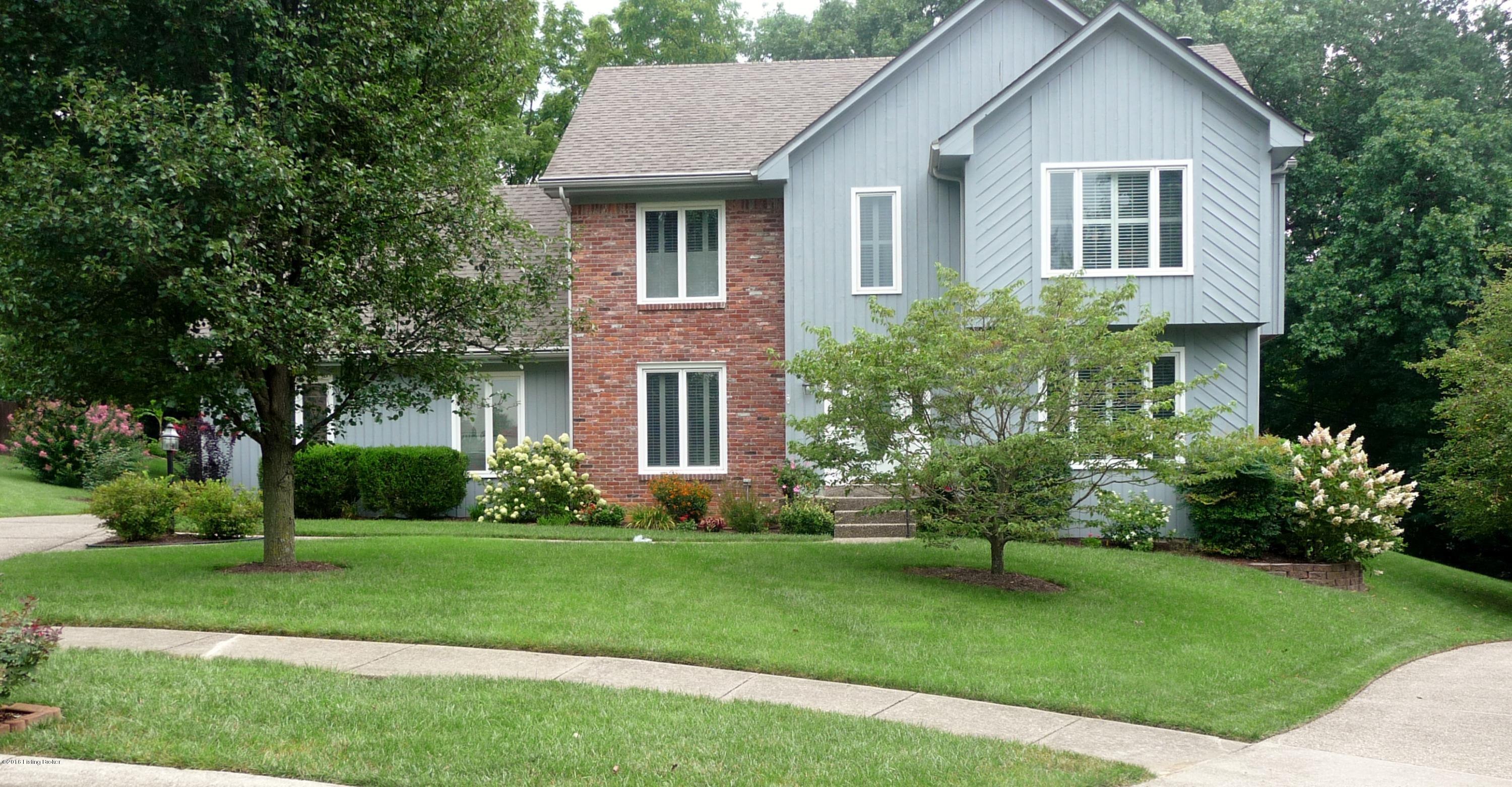 900 Ramsgate Court Louisville, KY 40299 - Photo 1 of 29 Front
