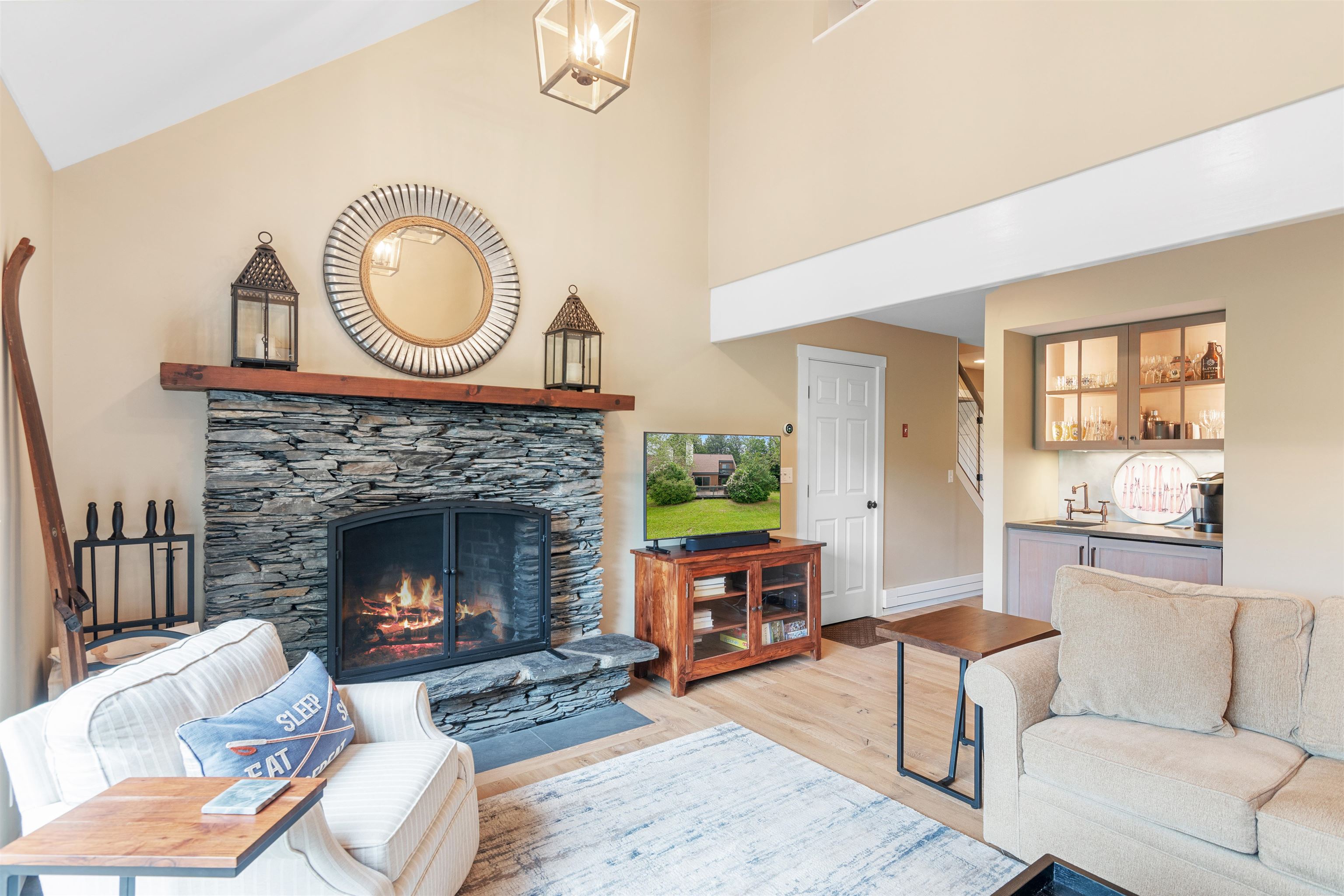 91 View Road, Unit 15 Stowe, VT 05672 - Photo 7 of 39