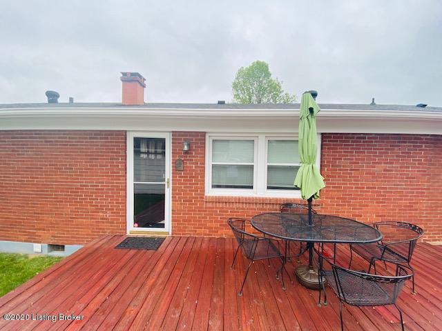 7410 Lark Road Crestwood, KY 40014 - Photo 3 of 29 Large deck for entertaining