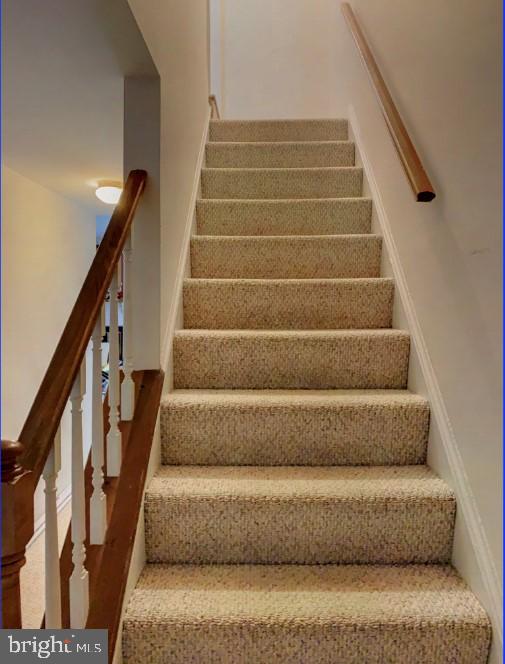 7435 Hallcrest Drive McLean, VA 22102 - Photo 6 of 16