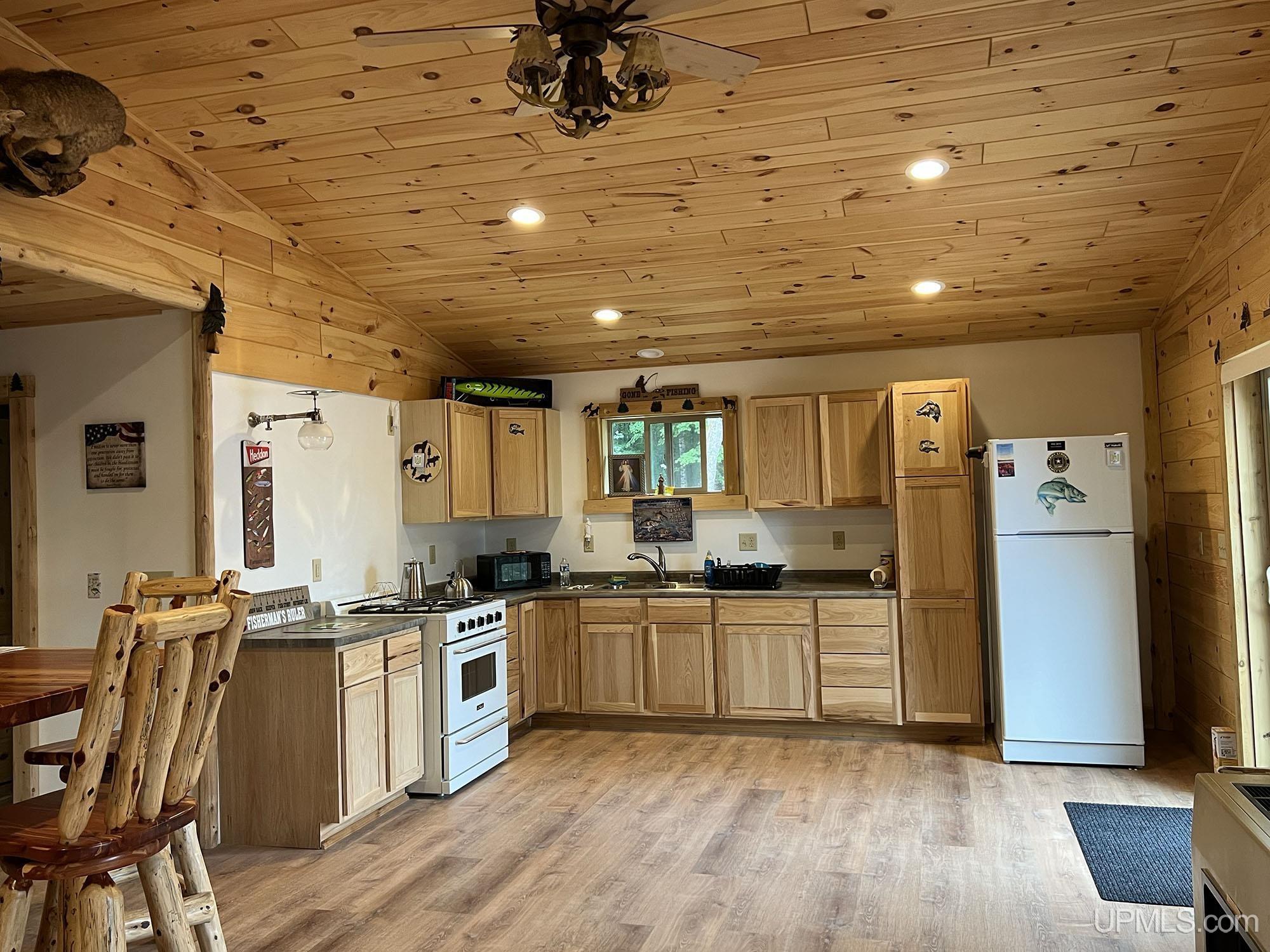 161 Porter Lake Road Crystal Falls, MI 49920 - Photo 32 of 66