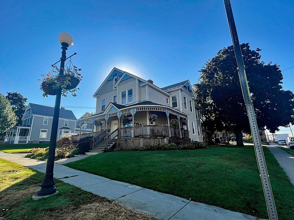 44 Washington Street Rutland, VT 05701 - Photo 13 of 26